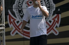 Durante o treino do Corinthians realizado esta manh, no Parque Ecolgico do Tiete, zona leste da cidade. O time joga amanh, domingo, 18/04 a tarde, pelo Campeonato Paulista 2009 o segundo jogo da semi-final contra o So Paulo, no estdio do Morumbi
