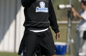 Durante o treino do Corinthians realizado esta manh, no Parque Ecolgico do Tiete, zona leste da cidade. O time joga amanh, domingo, 18/04 a tarde, pelo Campeonato Paulista 2009 o segundo jogo da semi-final contra o So Paulo, no estdio do Morumbi