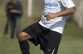 Durante o treino do Corinthians realizado esta manh, no Parque Ecolgico do Tiete, zona leste da cidade. O time joga amanh, domingo, 18/04 a tarde, pelo Campeonato Paulista 2009 o segundo jogo da semi-final contra o So Paulo, no estdio do Morumbi