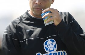 Durante o treino do Corinthians realizado esta manh, no Parque Ecolgico do Tiete, zona leste da cidade. O time joga amanh, domingo, 18/04 a tarde, pelo Campeonato Paulista 2009 o segundo jogo da semi-final contra o So Paulo, no estdio do Morumbi