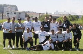 Durante o treino do Corinthians realizado esta manh, no Parque Ecolgico do Tiete, zona leste da cidade. O time joga amanh, domingo, 18/04 a tarde, pelo Campeonato Paulista 2009 o segundo jogo da semi-final contra o So Paulo, no estdio do Morumbi