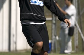 Durante o treino do Corinthians realizado esta manh, no Parque Ecolgico do Tiete, zona leste da cidade. O time joga amanh, domingo, 18/04 a tarde, pelo Campeonato Paulista 2009 o segundo jogo da semi-final contra o So Paulo, no estdio do Morumbi