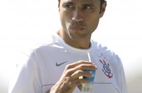 Durante o treino do Corinthians realizado esta manh, no Parque Ecolgico do Tiete, zona leste da cidade. O time joga amanh, domingo, 18/04 a tarde, pelo Campeonato Paulista 2009 o segundo jogo da semi-final contra o So Paulo, no estdio do Morumbi