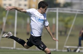 Durante o treino do Corinthians realizado esta manh, no Parque Ecolgico do Tiete, zona leste da cidade. O time joga amanh, domingo, 18/04 a tarde, pelo Campeonato Paulista 2009 o segundo jogo da semi-final contra o So Paulo, no estdio do Morumbi