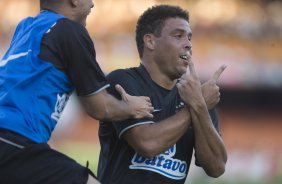 SAO PAULO/SP X CORINTHIANS/SP - em um lance da partida realizada esta tarde no estdio do Morumbi, zona sul da cidade, no segundo jogo pelas semifinais do Campeonato Paulista de 2009
