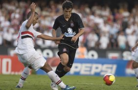 SAO PAULO/SP X CORINTHIANS/SP - em um lance da partida realizada esta tarde no estdio do Morumbi, zona sul da cidade, no segundo jogo pelas semifinais do Campeonato Paulista de 2009