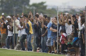 Durante o treino do Corinthians realizado esta manh, no Parque Ecolgico do Tiete, zona leste da cidade. O time joga amanh, domingo, 26/04 a tarde, o primeiro jogo da final do Campeonato Paulista 2009 contra o Santos, no estdio da Vila Belmiro, em Santos