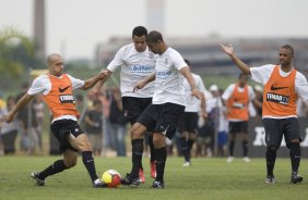 Durante o treino do Corinthians realizado esta manh, no Parque Ecolgico do Tiete, zona leste da cidade. O time joga amanh, domingo, 26/04 a tarde, o primeiro jogo da final do Campeonato Paulista 2009 contra o Santos, no estdio da Vila Belmiro, em Santos