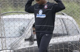 Durante o treino do Corinthians realizado esta manh, no Parque Ecolgico do Tiete, zona leste da cidade. O time joga amanh, domingo, 26/04 a tarde, o primeiro jogo da final do Campeonato Paulista 2009 contra o Santos, no estdio da Vila Belmiro, em Santos