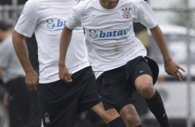 Durante o treino do Corinthians realizado esta manh, no Parque Ecolgico do Tiete, zona leste da cidade. O time joga amanh, domingo, 26/04 a tarde, o primeiro jogo da final do Campeonato Paulista 2009 contra o Santos, no estdio da Vila Belmiro, em Santos