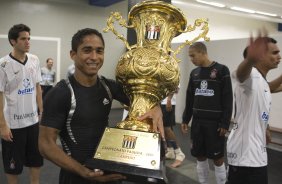 CORINTHIANS/SP X SANTOS/SANTOS - em um lance da partida realizada esta tarde no estdio do Pacaembu, zona oeste da cidade, na deciso do Campeonato Paulista de 2009