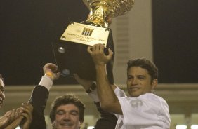 CORINTHIANS/SP X SANTOS/SANTOS - em um lance da partida realizada esta tarde no estádio do Pacaembu, zona oeste da cidade, na decisão do Campeonato Paulista de 2009