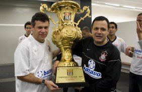 CORINTHIANS/SP X SANTOS/SANTOS - em um lance da partida realizada esta tarde no estádio do Pacaembu, zona oeste da cidade, na decisão do Campeonato Paulista de 2009