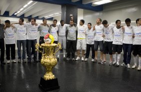 CORINTHIANS/SP X SANTOS/SANTOS - em um lance da partida realizada esta tarde no estdio do Pacaembu, zona oeste da cidade, na deciso do Campeonato Paulista de 2009