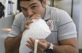 CORINTHIANS/SP X SANTOS/SANTOS - nos vestiários antes da partida realizada esta tarde no estádio do Pacaembu, zona oeste da cidade, na decisão do Campeonato Paulista de 2009