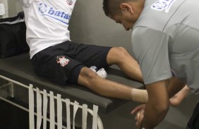 CORINTHIANS/SP X INTERNACIONAL/RS - nos vestirios antes da partida realizada esta tarde no estdio do Pacaembu, zona oeste da cidade, na primeira partida pelo Campeonato Brasileiro de 2009
