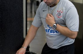 CORINTHIANS/SP X INTERNACIONAL/RS - nos vestirios antes da partida realizada esta tarde no estdio do Pacaembu, zona oeste da cidade, na primeira partida pelo Campeonato Brasileiro de 2009