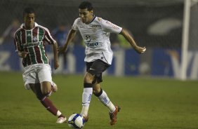 CORINTHIANS/SP X FLUMINENSE/RJ - em um lance da partida realizada esta noite no estdio do Pacaembu, zona oeste da cidade, na primeira partida vlida pelas quartas de final da Copa do Brasil 2009