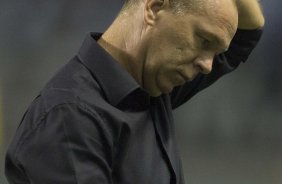 BOTAFOGO/RJ X CORINTHIANS/SP - em um lance da partida realizada esta noite no estádio do Engenhão, válido pelo Campeonato Brasileiro de 2009