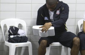 BOTAFOGO/RJ X CORINTHIANS/SP - nos vestirios antes da partida realizada esta noite no estdio do Engenho, vlido pelo Campeonato Brasileiro de 2009