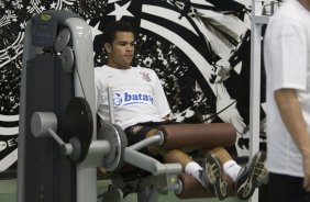 Durante o treino do Corinthians realizado na sala de musculacao esta tarde em General Severiano, sede do Botafogo, no Rio de Janeiro. O prximo jogo ser contra o Fluminense no Maracan, quarta-feira, 20/05 a noite, no jogo de volta das quartas de final da Copa do Brasil 2009