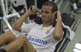 Durante o treino do Corinthians realizado na sala de musculacao esta tarde em General Severiano, sede do Botafogo, no Rio de Janeiro. O prximo jogo ser contra o Fluminense no Maracan, quarta-feira, 20/05 a noite, no jogo de volta das quartas de final da Copa do Brasil 2009