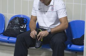 FLUMINENSE/RJ X CORINTHIANS/SP - nos vestiários antes da partida realizada esta noite no estádio do Maracanã, válida pela decisão nas oitavas de final da Copa do Brasil 2009