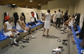 VASCO/RIO DE JANEIRO X CORINTHIANS/SAO PAULO - nos vestiários antes da partida realizada esta noite no estádio do Maracanã, na primeira partida das semi finais da Copa do Brasil 2009