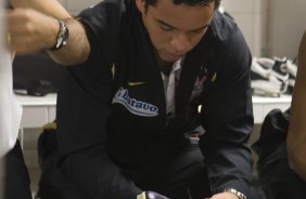 SANTOS/SP X CORINTHIANS/SP - nos vestiários antes da partida realizada esta tarde no estádio da Vila Belmiro, válida pelo Campeonato Brasileiro de 2009