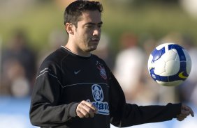 Durante o treino do Corinthians realizado na esta tarde no Parque Ecolgico do Tiete. O prximo jogo ser contra o Vasco da Gama, amanh, quarta-feira, 03/06, a noite, no Pacaembu, no segundo jogo das semifinais da Copa do Brasil 2009