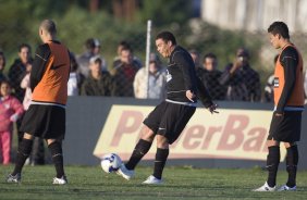 Durante o treino do Corinthians realizado na esta tarde no Parque Ecolgico do Tiete. O prximo jogo ser contra o Vasco da Gama, amanh, quarta-feira, 03/06, a noite, no Pacaembu, no segundo jogo das semifinais da Copa do Brasil 2009