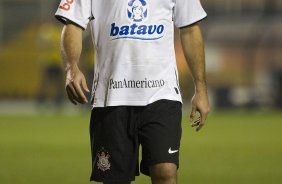 CORINTHIANS/SP X SAO PAULO/SP - Ronaldo em um lance da partida realizada esta noite no estdio do Pacaembu, zona oeste da cidade, vlida pelo primeiro turno do Campeonato Brasileiro de 2009