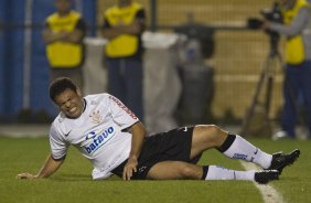 CORINTHIANS/SP X SAO PAULO/SP - Ronaldo em um lance da partida realizada esta noite no estdio do Pacaembu, zona oeste da cidade, vlida pelo primeiro turno do Campeonato Brasileiro de 2009