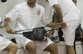 ATLETICO PARANAENSE/PR X CORINTHIANS/SP - nos vestirios antes da partida realizada esta tarde no estdio da Arena da Baixada, em Curitiba, vlida pelo primeiro turno do Campeonato Brasileiro de 2009