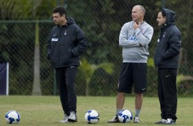 Durante o treino do Corinthians no estdio do J. Malucelli, em Curitiba, apenas com os jogadores que no participarao do jogo de hoje a tarde contra Atltico-PR, na Arena da Baixada, pelo Campeonato Brasileiro de 2009