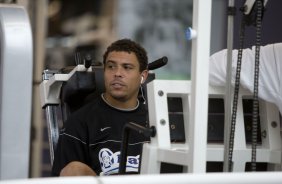 Durante o treino fsico do Corinthians realizado esta manh na Academia Swimex, em Curitiba. O prximo jogo ser contra Internacional/RS, dia 01/07, quarta-feira a noite, no Beira-Rio, na deciso da Copa do Brasil 2009