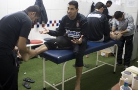 Andr Santos durante o treino do Corinthians realizado esta tarde no campo do Parana Clube, em Curitiba; o prximo jogo do time ser na proxima 4a. feira, 01/07, contra o Internacional/RS, no Beira-Rio, na deciso da Copa do Brasil 2009