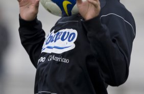 Andr Santos durante o treino do Corinthians realizado esta tarde no campo do Parana Clube, em Curitiba; o prximo jogo do time ser na proxima 4a. feira, 01/07, contra o Internacional/RS, no Beira-Rio, na deciso da Copa do Brasil 2009