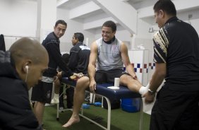 Ronaldo durante o treino do Corinthians realizado esta tarde no campo do Parana Clube, em Curitiba; o prximo jogo do time ser na proxima 4a. feira, 01/07, contra o Internacional/RS, no Beira-Rio, na deciso da Copa do Brasil 2009