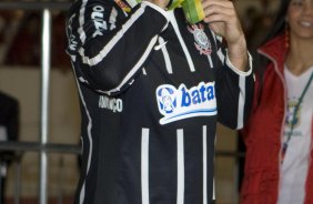 INTERNACIONAL/RS X CORINTHIANS/SP - em um lance da partida realizada esta noite no estádio Beira-Rio, em Porto Alegre, no jogo de decisão da Copa do Brasil 2009