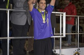 INTERNACIONAL/RS X CORINTHIANS/SP - em um lance da partida realizada esta noite no estádio Beira-Rio, em Porto Alegre, no jogo de decisão da Copa do Brasil 2009