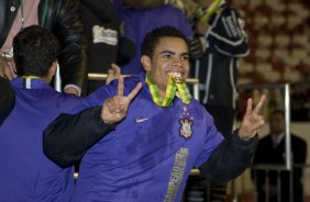 INTERNACIONAL/RS X CORINTHIANS/SP -  em um lance da partida realizada esta noite no estdio Beira-Rio, em Porto Alegre, no jogo de deciso da Copa do Brasil 2009