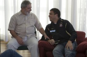 INTERNACIONAL/RS X CORINTHIANS/SP - Ronaldo e a delegacao do Corinthians foram recebidos no Palacio da Alvorara pelo Presidente Luiz Inacio Lula da Silva que queria cumprimentar o time que ontem conquistou a Copa do Brasil 2009 em Porto Alegre, aps empate por 2x2 com o time do Internacional/RS