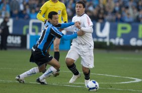 GREMIO/RS X CORINTHIANS/SP - em um lance da partida realizada esta tarde no estádio Olímpico, em Porto Alegre, válida pelo turno do Campeonato Brasileiro de 2009