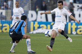 GREMIO/RS X CORINTHIANS/SP -  em um lance da partida realizada esta tarde no estdio Olmpico, em Porto Alegre, vlida pelo turno do Campeonato Brasileiro de 2009