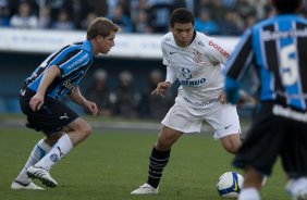 GREMIO/RS X CORINTHIANS/SP -  em um lance da partida realizada esta tarde no estdio Olmpico, em Porto Alegre, vlida pelo turno do Campeonato Brasileiro de 2009