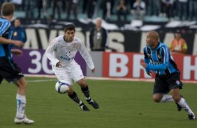 GREMIO/RS X CORINTHIANS/SP -  em um lance da partida realizada esta tarde no estdio Olmpico, em Porto Alegre, vlida pelo turno do Campeonato Brasileiro de 2009