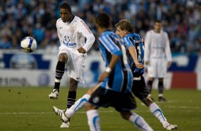 GREMIO/RS X CORINTHIANS/SP -  em um lance da partida realizada esta tarde no estdio Olmpico, em Porto Alegre, vlida pelo turno do Campeonato Brasileiro de 2009