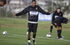 Durante o treino do Corinthians realizado esta tarde no Parque Ecológico do Tiete, zona leste da cidade; o próximo jogo do time será amanhã, quinta-feira, 16/07, contra o Sport Clube do Recife, no estádio do Pacaembu, pelo Campeonato Brasileiro 2009