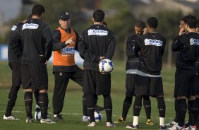 Durante o treino do Corinthians realizado esta tarde no Parque Ecológico do Tiete, zona leste da cidade; o próximo jogo do time será amanhã, quinta-feira, 16/07, contra o Sport Clube do Recife, no estádio do Pacaembu, pelo Campeonato Brasileiro 2009